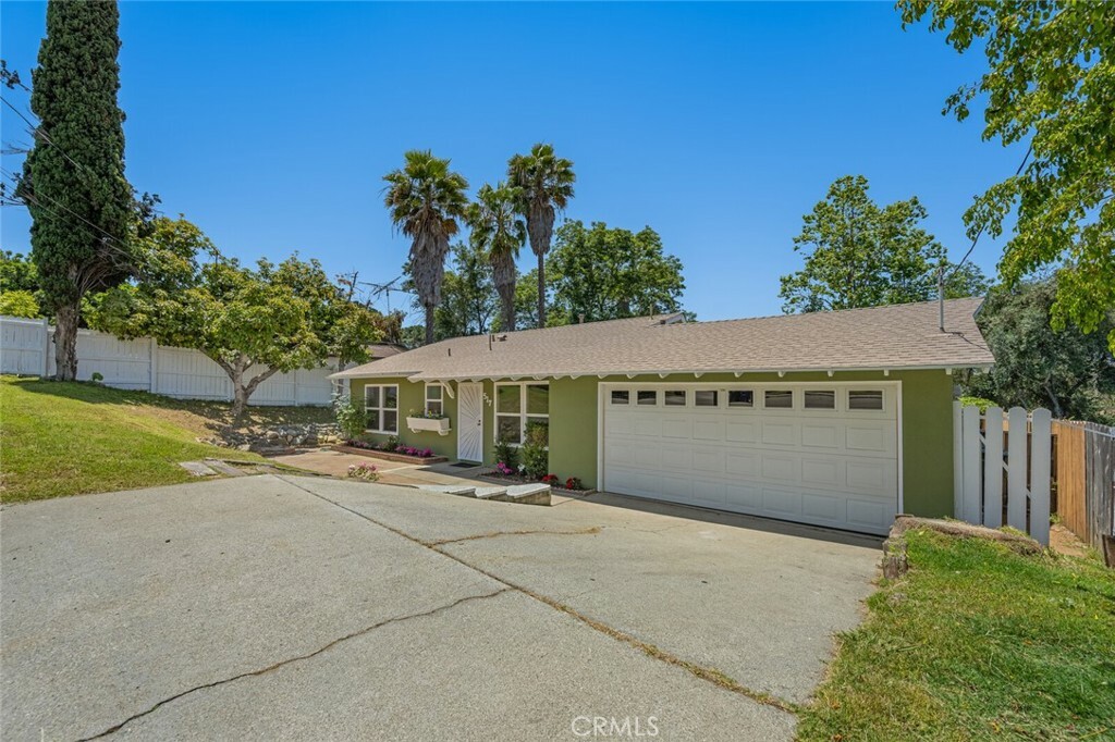 Property Photo:  517 Potter Street  CA 92028 