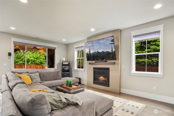 Property Photo:  10122 134th Place NE  WA 98033 