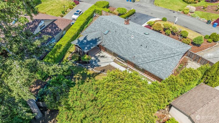 4 bed Lakewood home for sale 8012 Oakbrook Lane SW, Lakewood, WA 98498