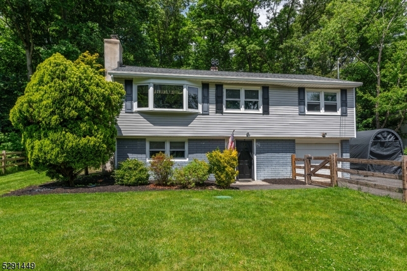 Property Photo:  46 Venetian Dr  NJ 07849 