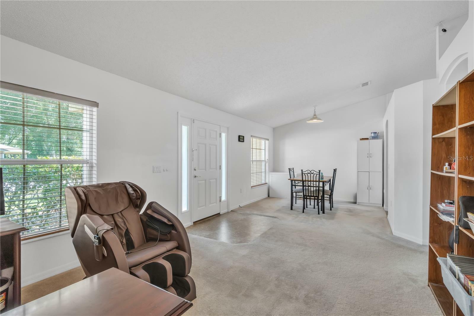 Property Photo:  500 Cypress Oak Circle  FL 32720 