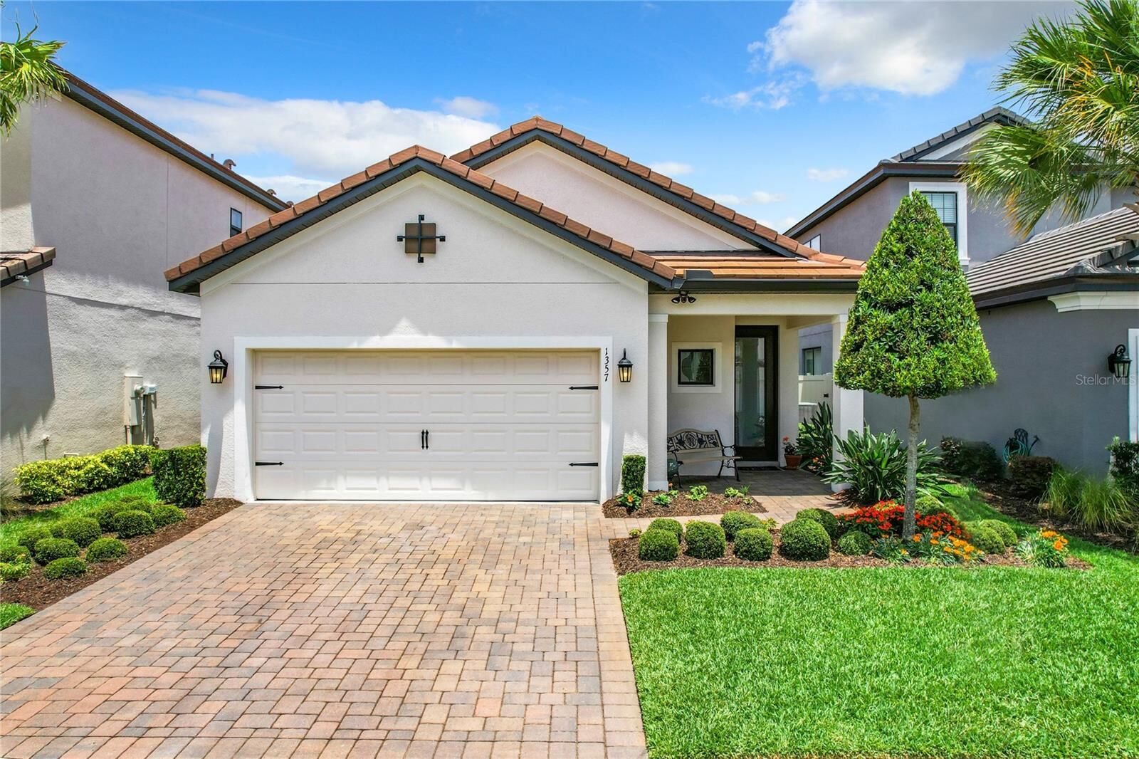 Property Photo: 1357 Blue Stem Lane FL 32792