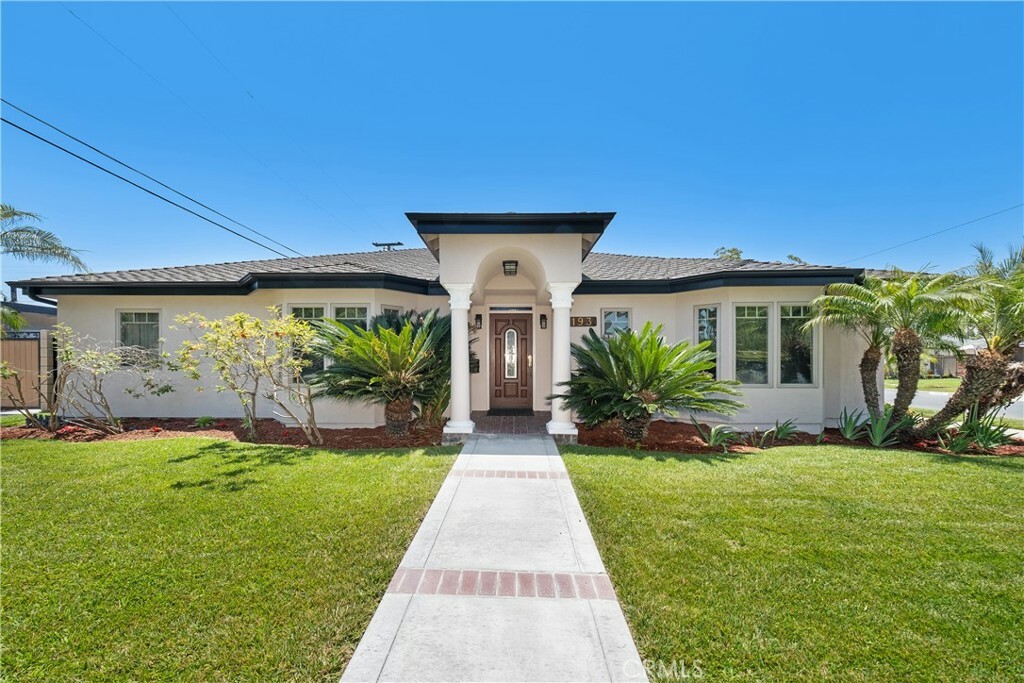 Property Photo:  3193 Carfax Avenue  CA 90808 