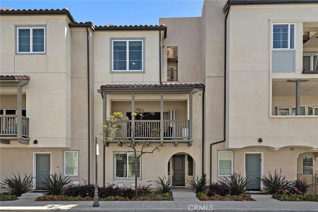 Property Photo:  2871 Doheny Way  CA 92629 