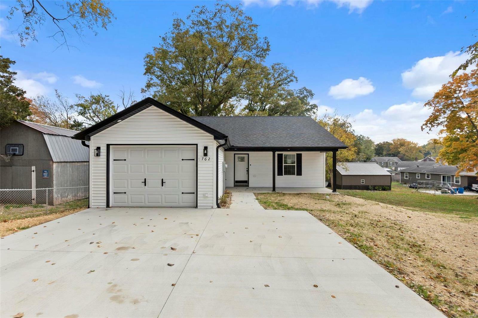 Property Photo: 762 Cedar Lane MO 63701
