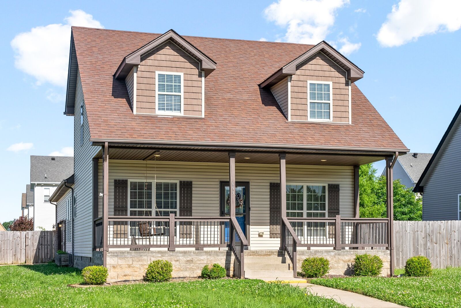 Property Photo: 693 Fox Hound Dr TN 37040