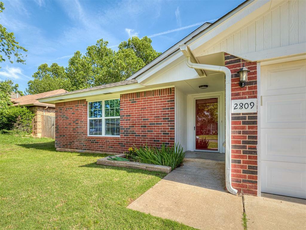 Property Photo:  2809 Dalewood Terrace  OK 73071 