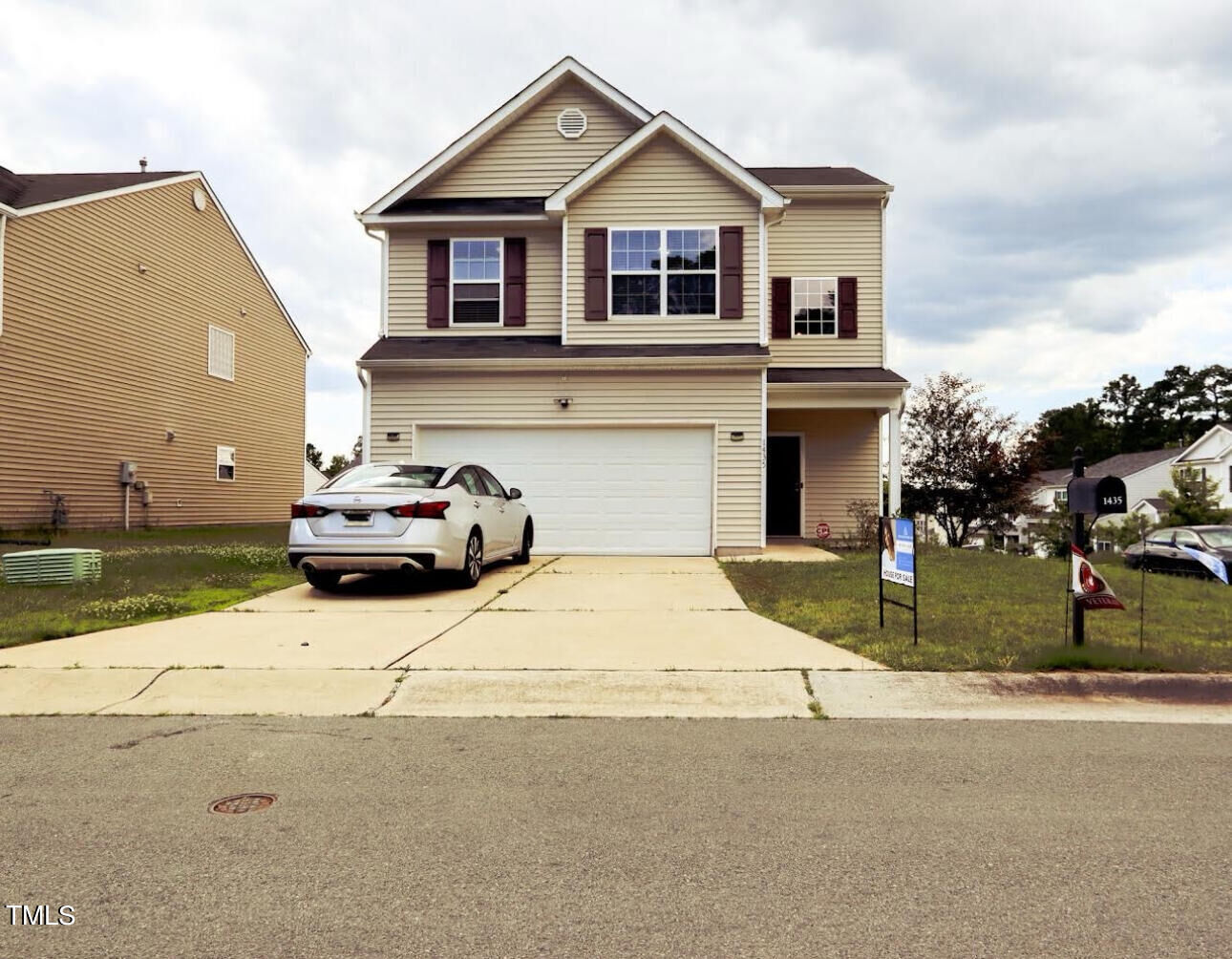 Property Photo:  1435 Cozart Street  NC 27704 