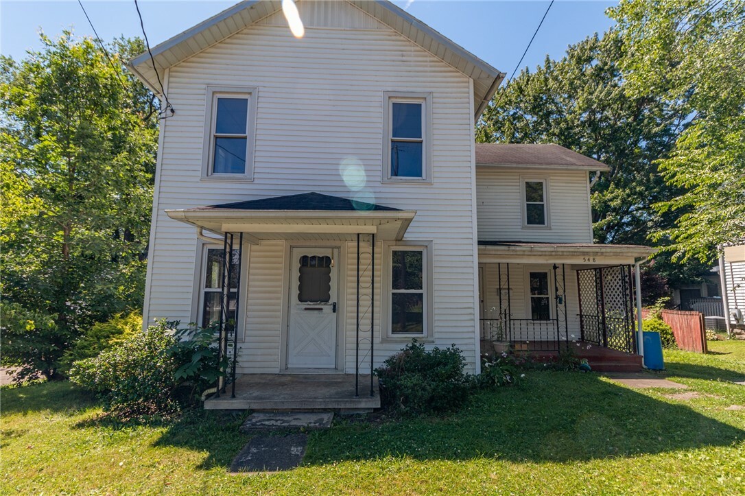 Property Photo:  548 E Beaver St  PA 16137 