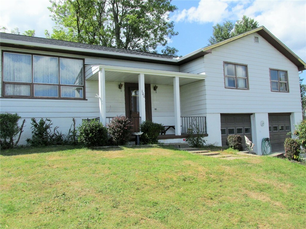 Property Photo:  100 Anthony Avenue  PA 15636 