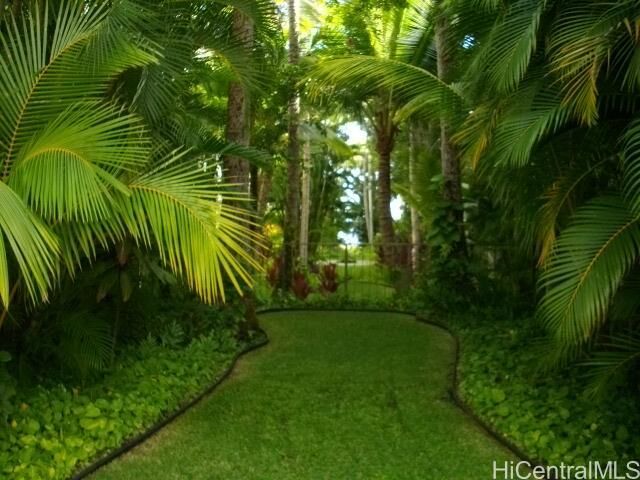 Property Photo: 4999 Kahala Avenue 405 HI 96816