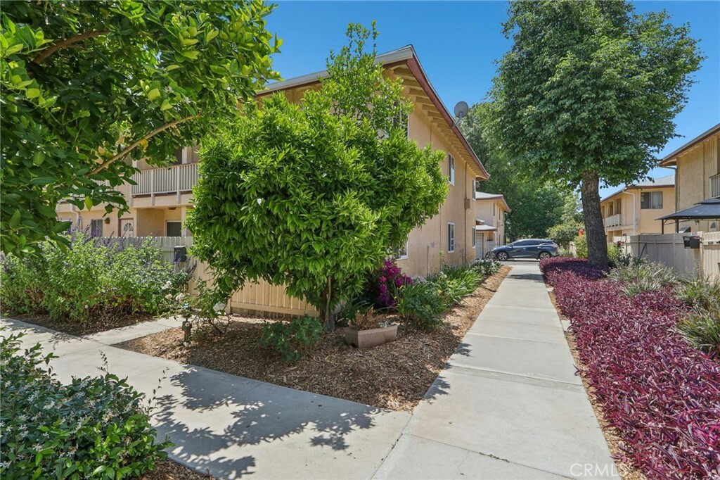 8121 Canby Avenue 6  Reseda CA 91335 photo