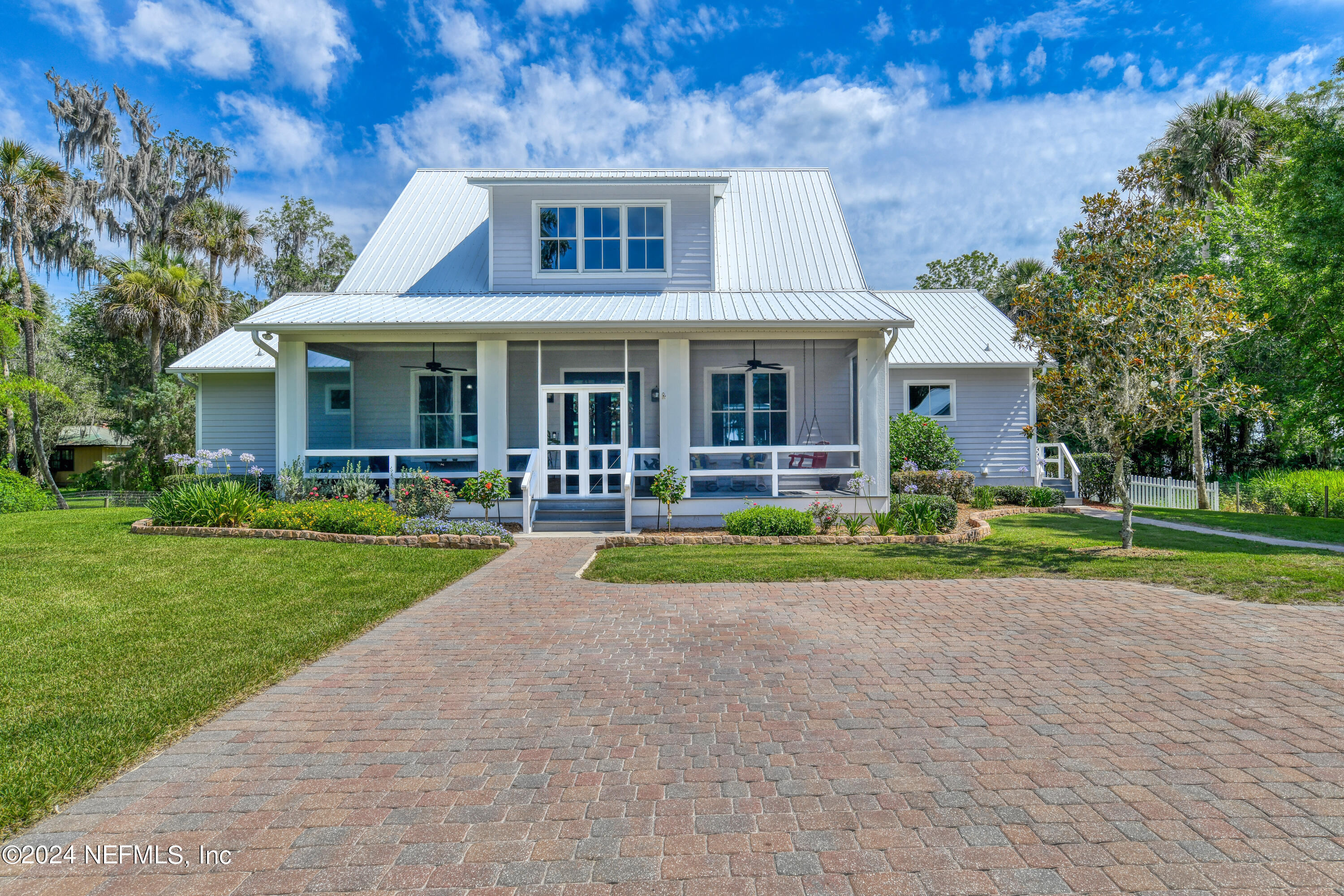 Property Photo:  560 Clifton Road  FL 32112 