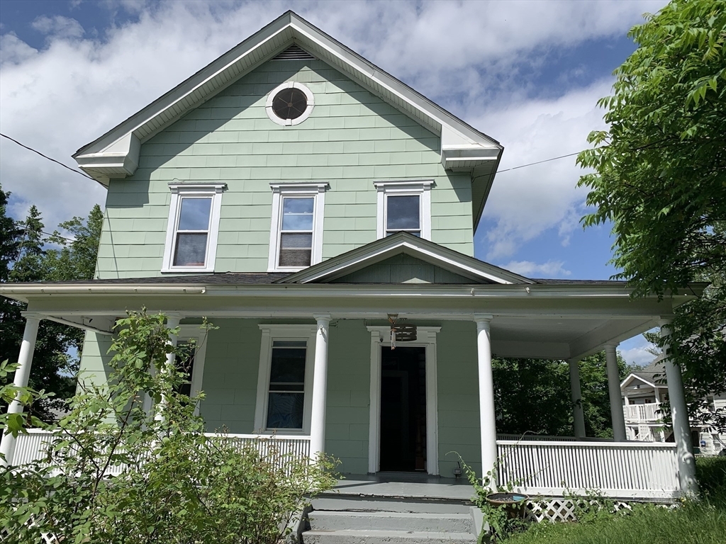 Property Photo: 114 Elm St MA 01301