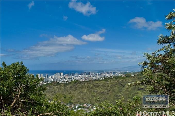Property Photo: 4730 Halehoola Place HI 96816