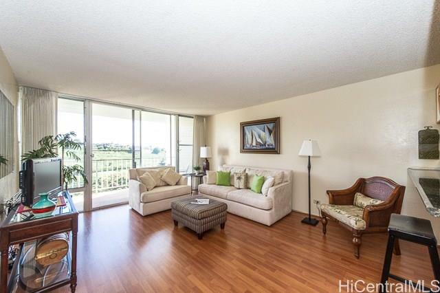 Property Photo:  98-707 Iho Place 2404  HI 96701 