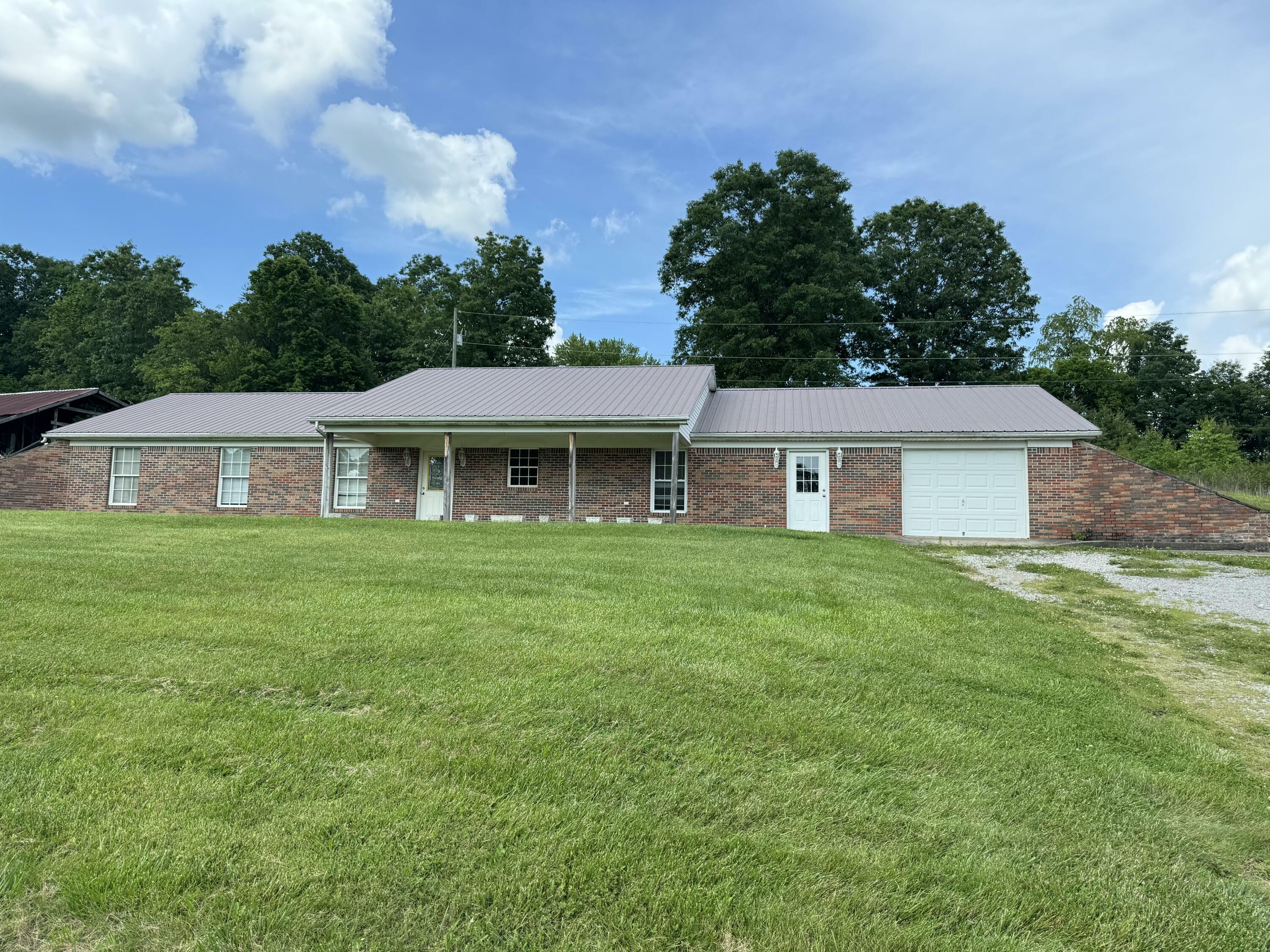 Property Photo:  50 Napier Lane  KY 40419 