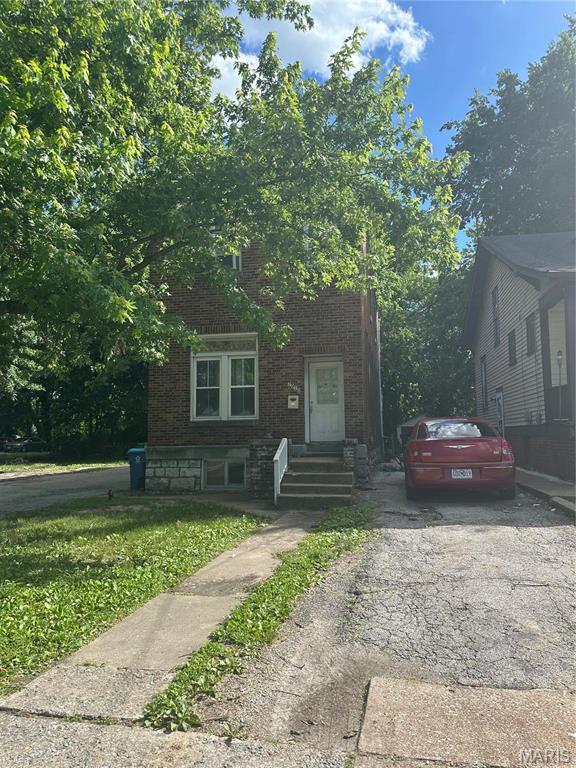 Property Photo:  2020 McLaran Avenue  MO 63136 