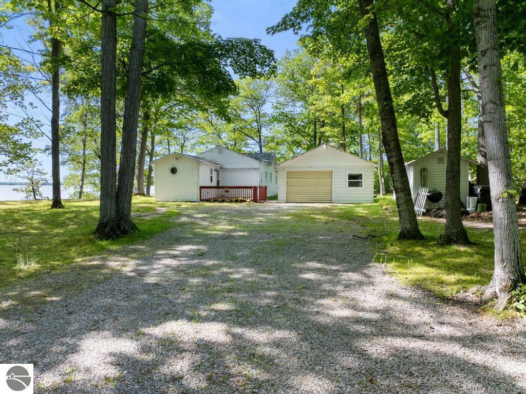 Property Photo:  7426 Paradise Trail  MI 49718 