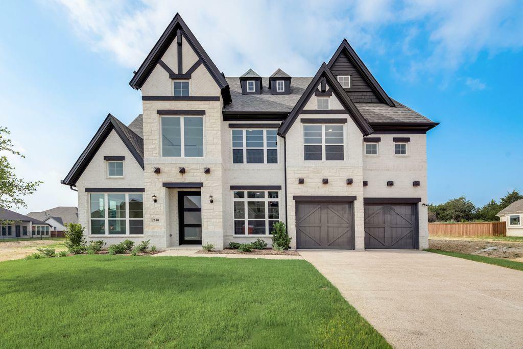 Property Photo: 2610 Shane Drive TX 76065