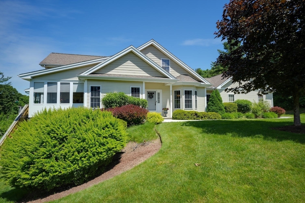 Property Photo:  97 Orchard Meadow Dr 97  MA 01545 