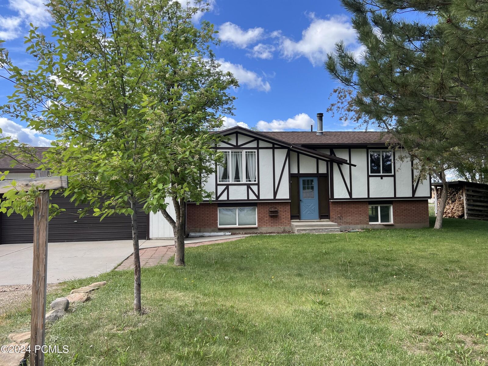 Property Photo:  85 W Center Street  UT 84036 