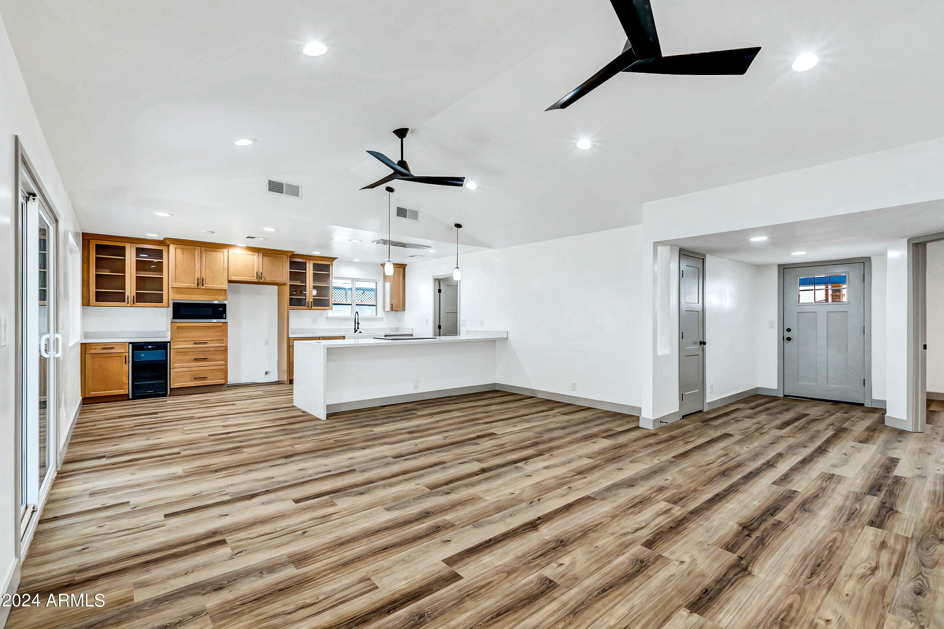 Property Photo:  2620 E Glade Avenue  AZ 85204 