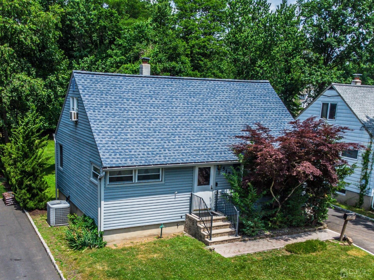 Property Photo:  519 W Chestnut Avenue W  NJ 08840 