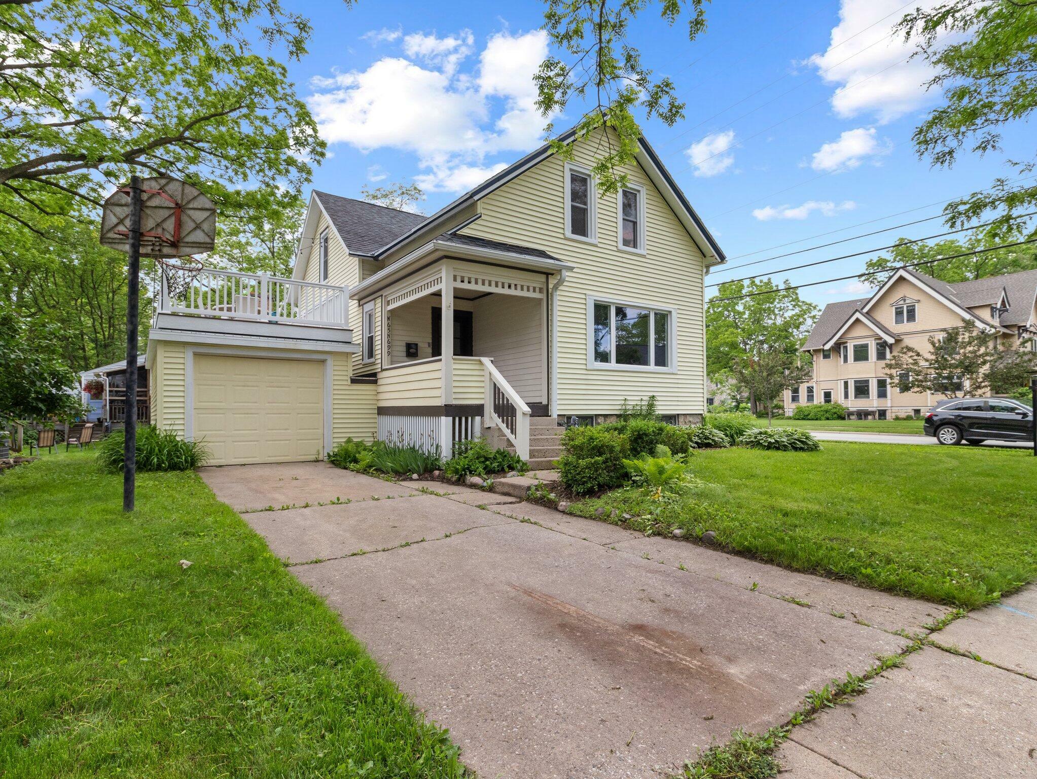 Property Photo:  W65n699 St John Ave  WI 53012 