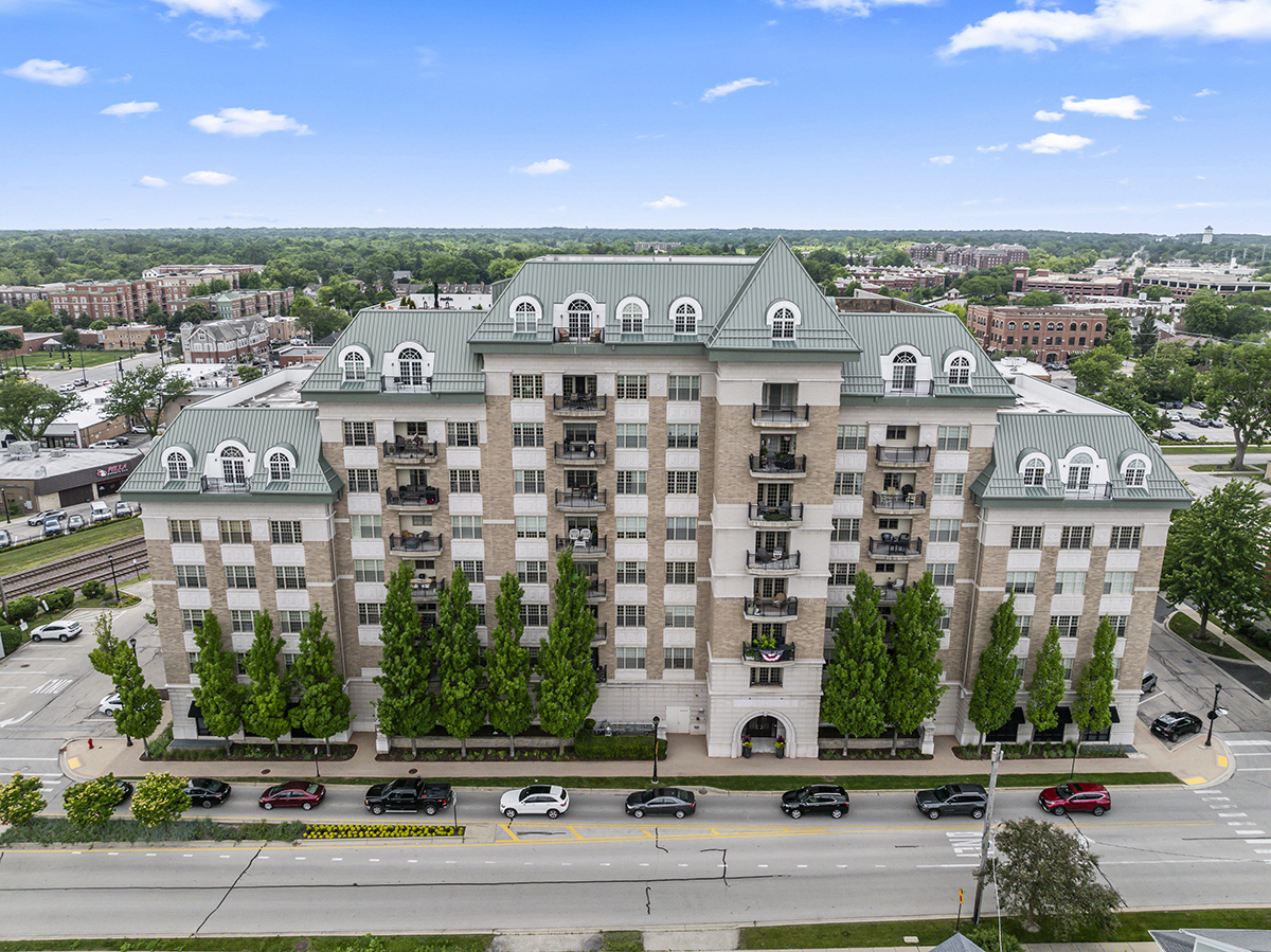 Property Photo: 50 N Plum Grove Road 606E IL 60067