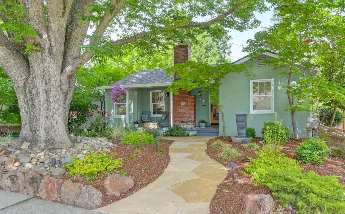 Property Photo: 88 Fallon Lane CA 95819