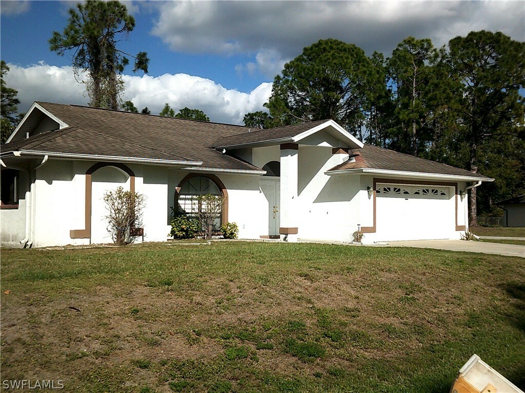 Property Photo:  3207 Leeland Heights Boulevard E  FL 33936 