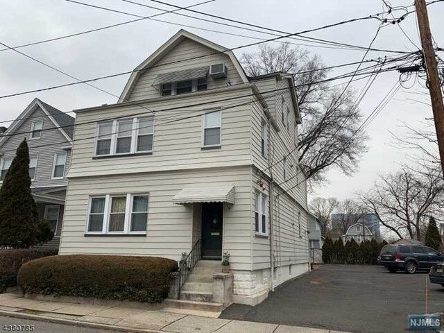 Property Photo:  14 Laura Avenue 3  NJ 07110 