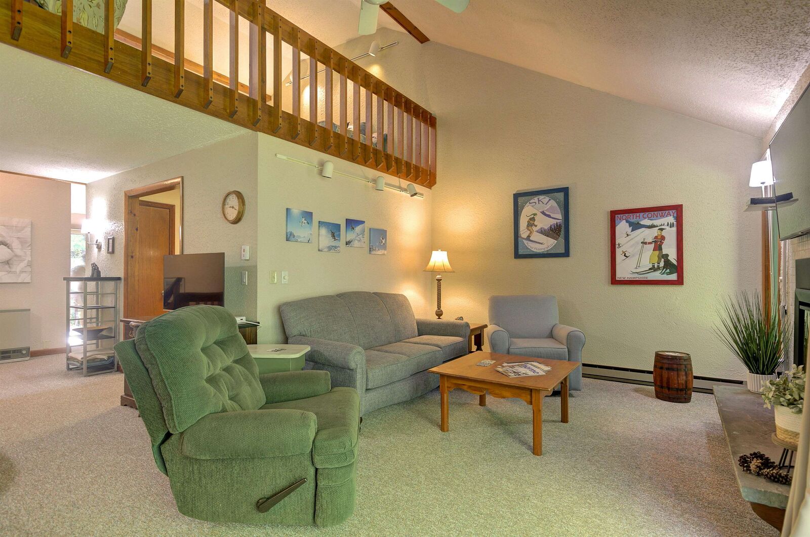 Property Photo: 123 Stonehurst Manor Road NH 03860
