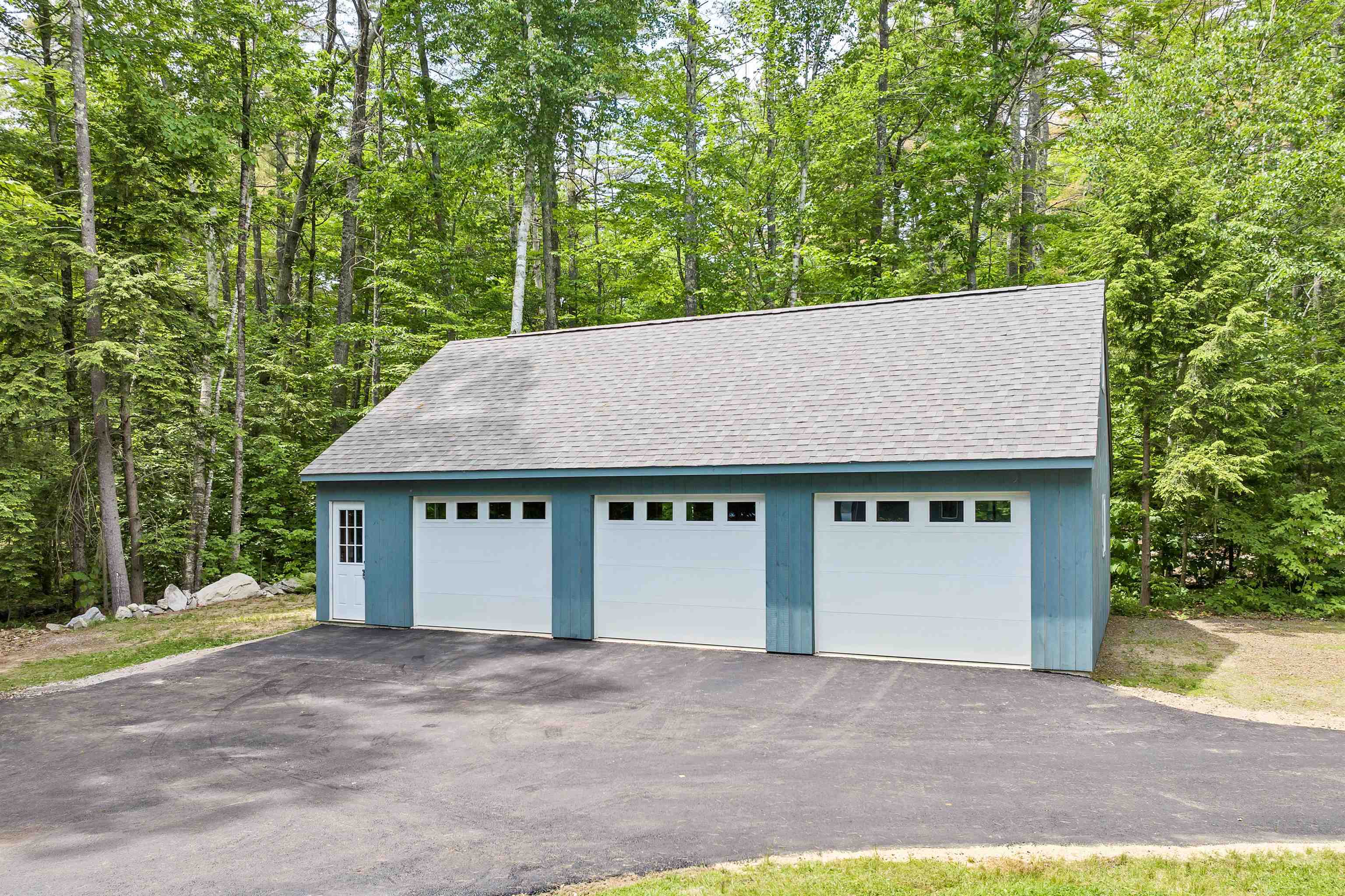 Property Photo:  473 Waukewan Road  NH 03226 