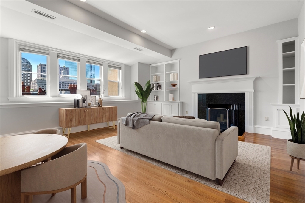 Property Photo:  149 Beacon Street 6  MA 02116 