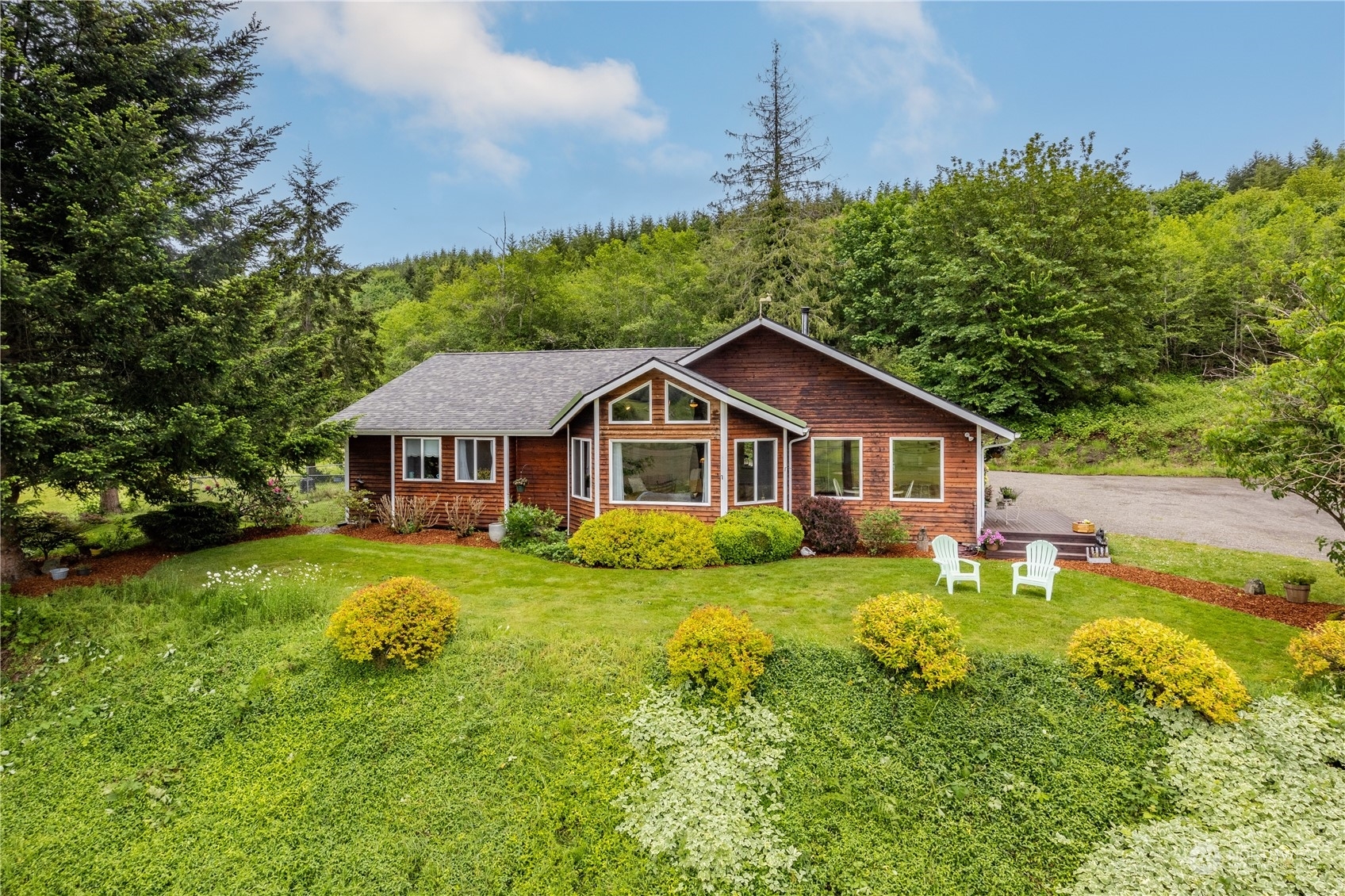 Property Photo:  1213 Center Road  WA 98325 