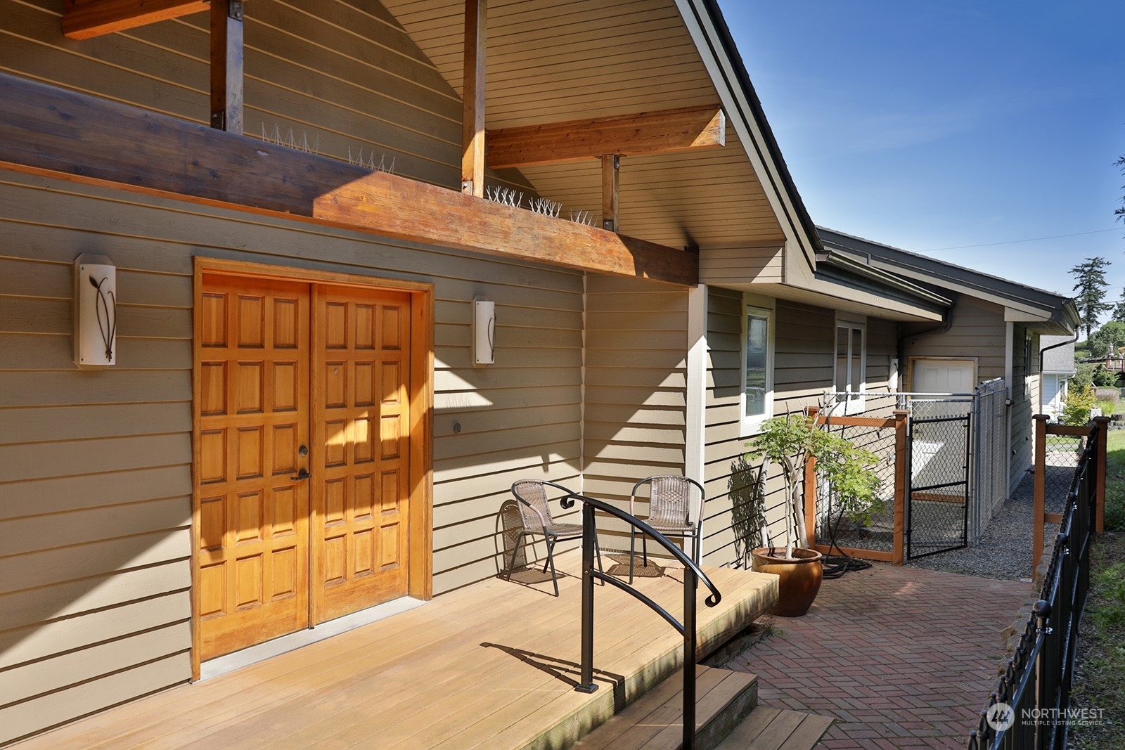 Property Photo:  260 Kai Road  WA 98249 