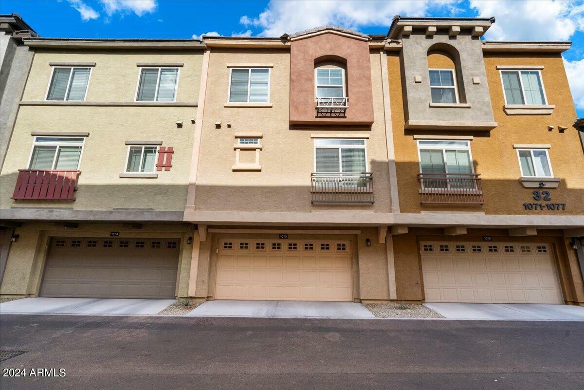 Property Photo: 2150 W Alameda Road 1075 AZ 85085