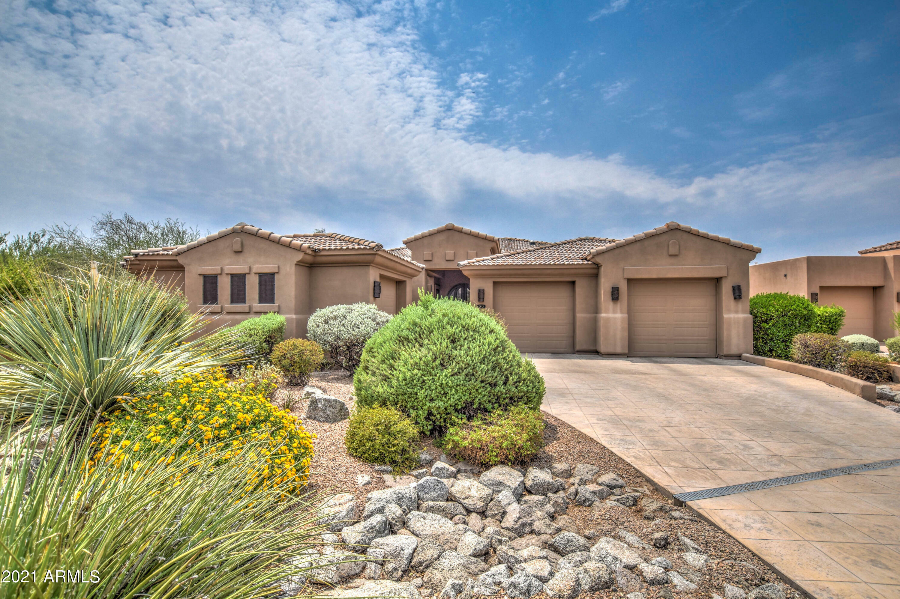 Property Photo:  7345 E Sugarloaf Street  AZ 85207 