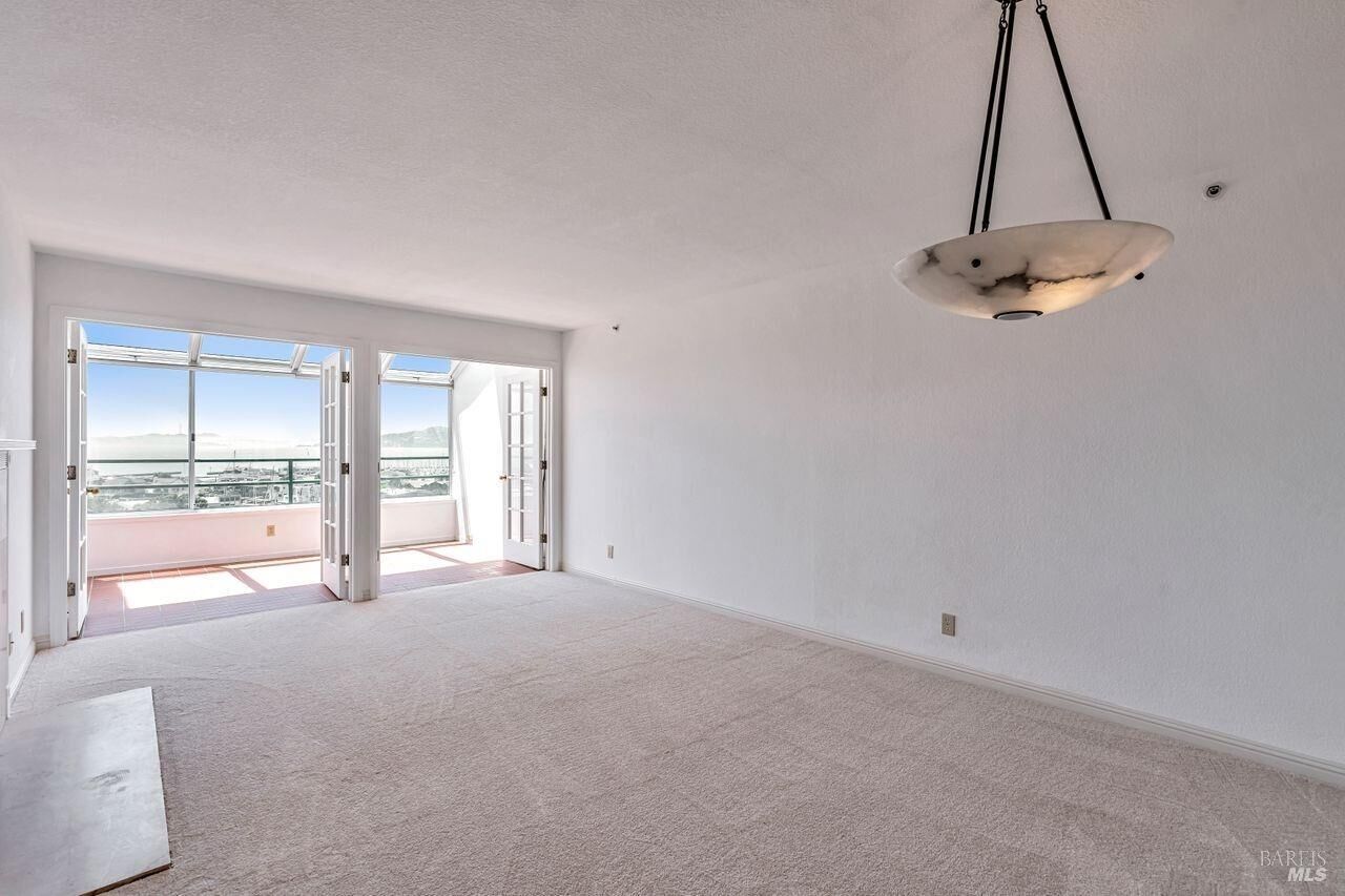 Property Photo:  1201 Brickyard Way 314  CA 94801 