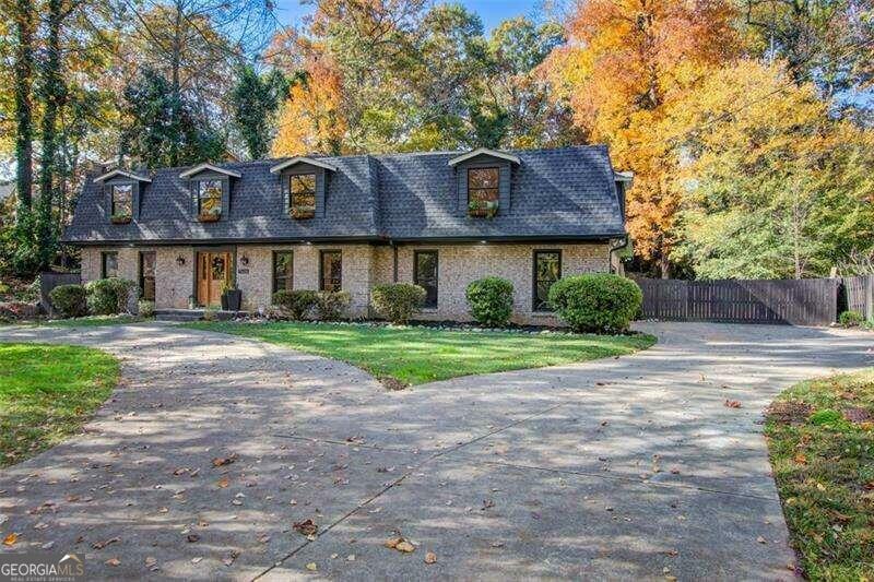 Property Photo:  7050 Glenridge Drive  GA 30328 