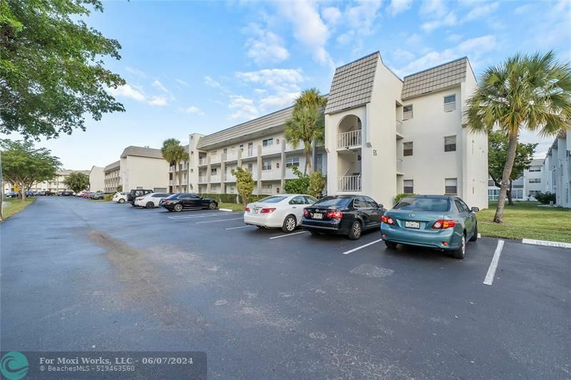 Property Photo:  8300 Sunrise Lakes Blvd 310  FL 33322 