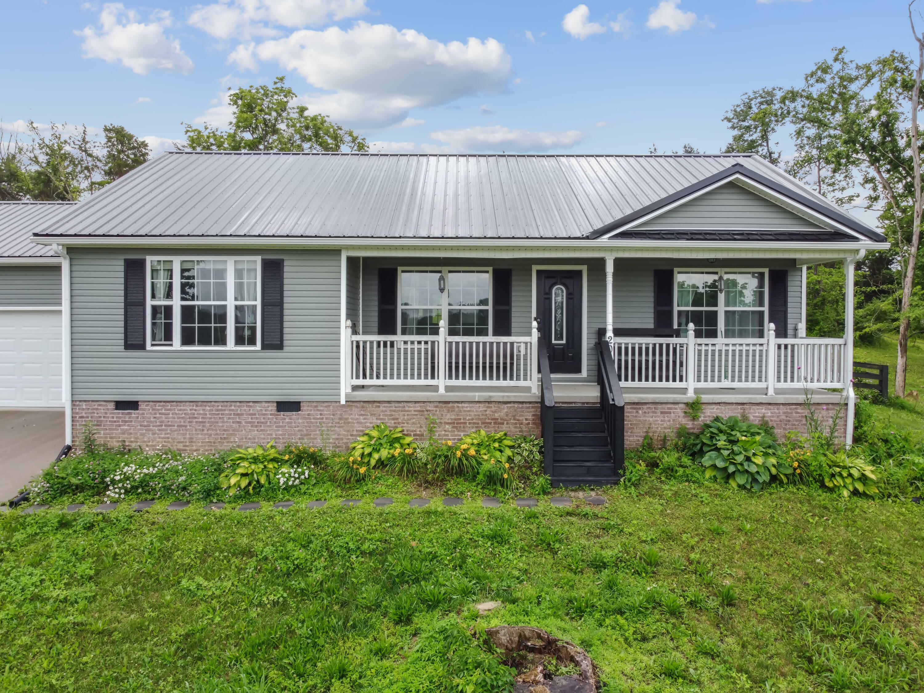 Property Photo:  2018 Lucille Drive  KY 40475 