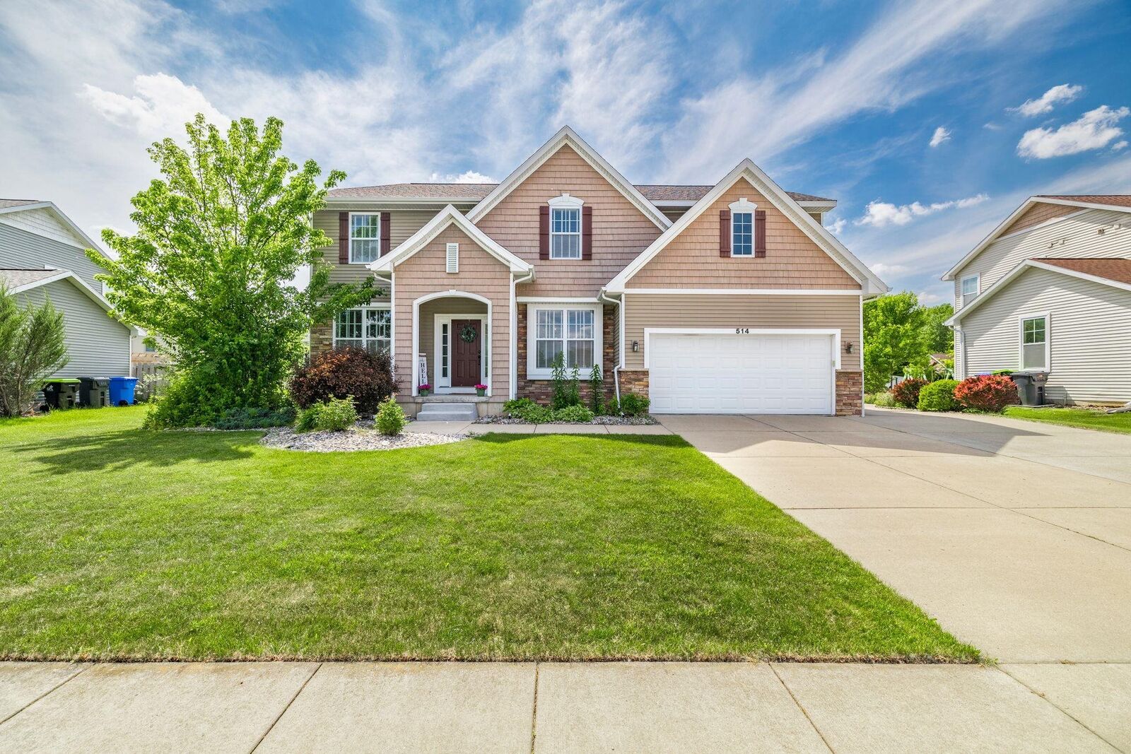 Property Photo: 514 Broadhead MI 48642