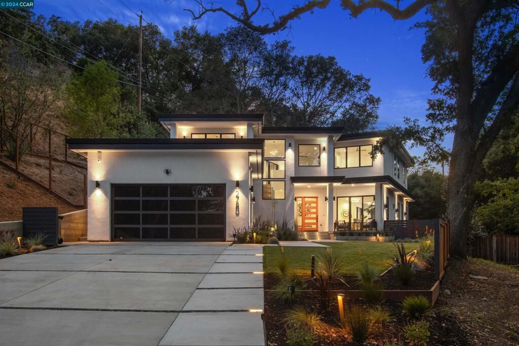 Property Photo:  2780 W Newell Ave  CA 94595-1514 