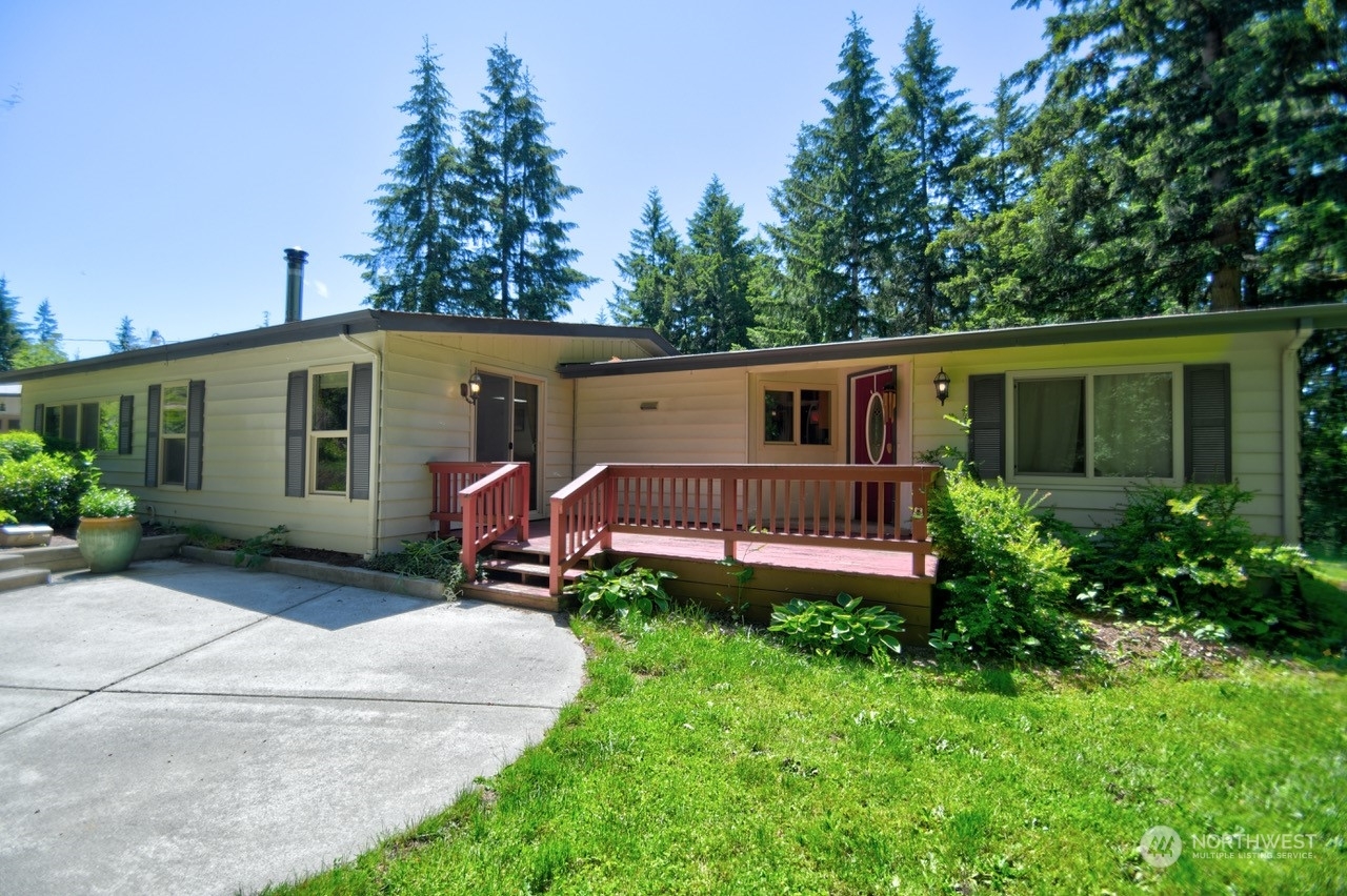 Property Photo:  14140 Chein Hill Lane SE  WA 98589 