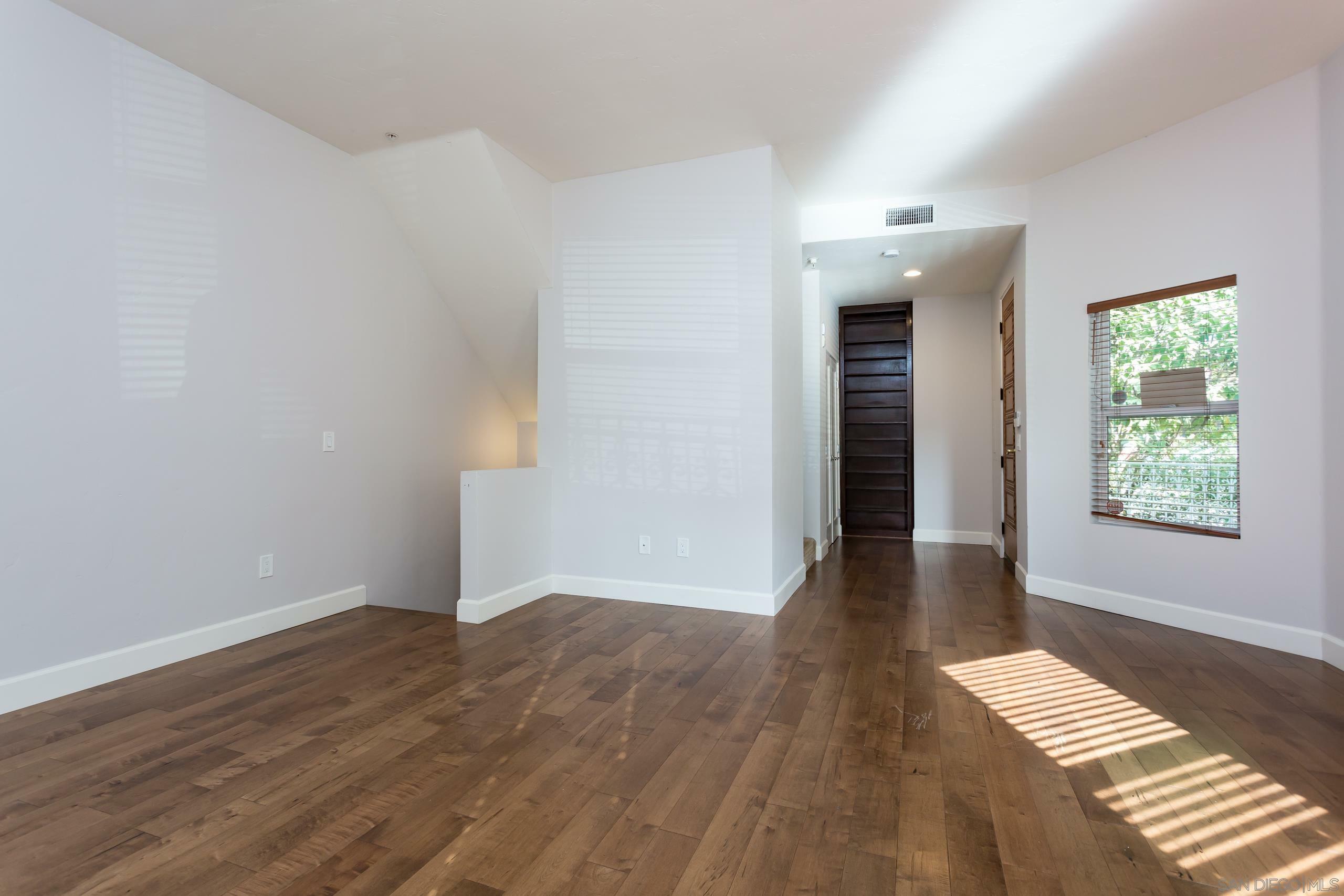 Property Photo:  1632 Union Street 1  CA 92101 