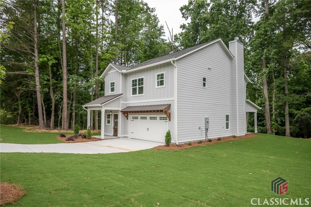 Property Photo:  190 Fritzmar Lane  GA 30607 