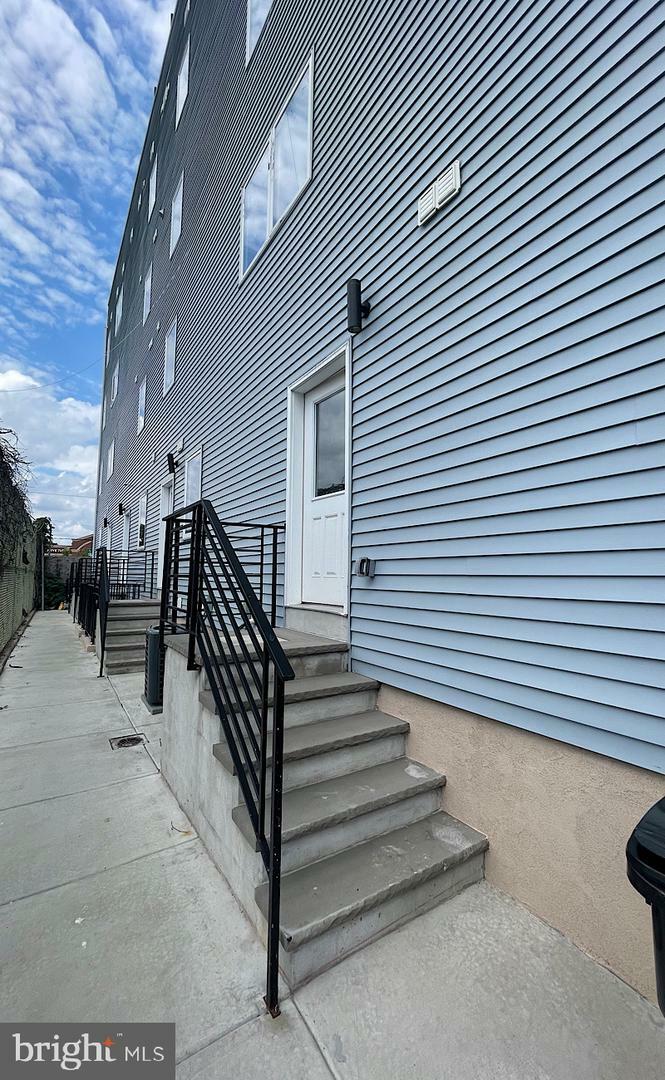 Property Photo:  4111 Ludlow Street 4F  PA 19104 